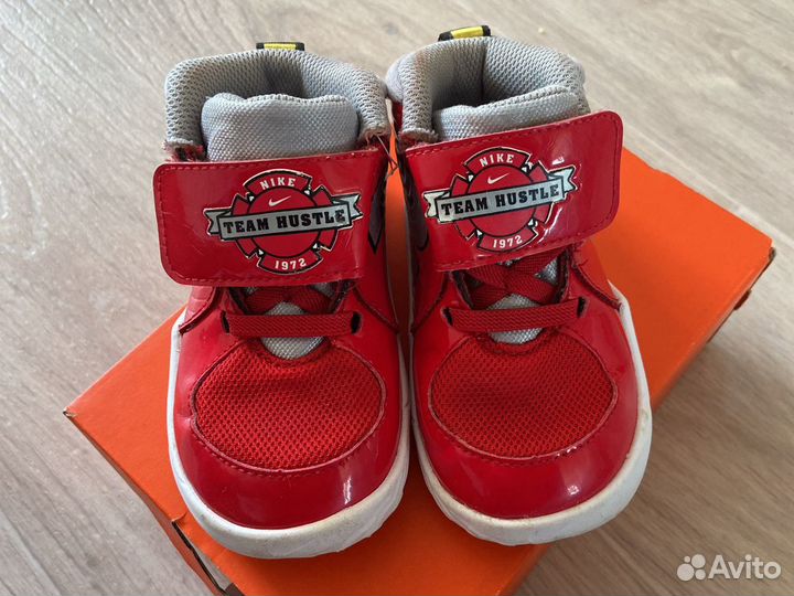 Кроссовки Nike