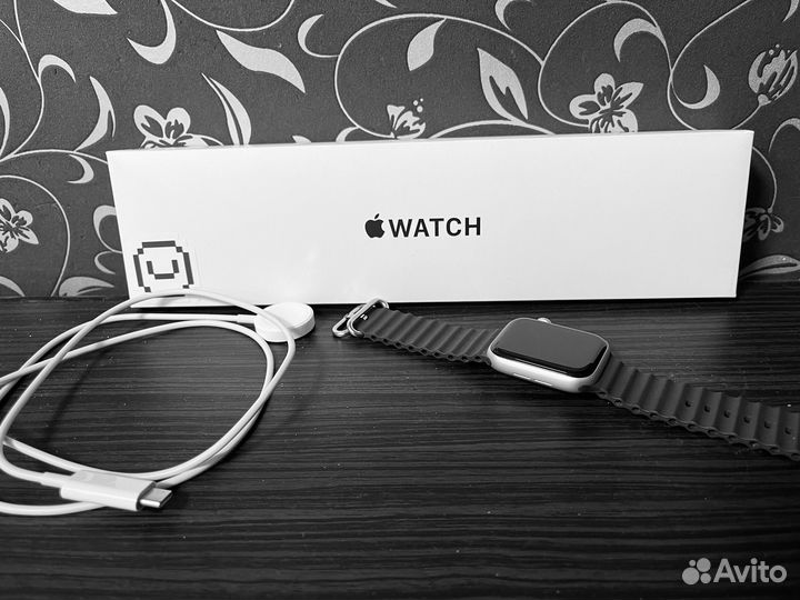 Apple Watch SE 2 44mm