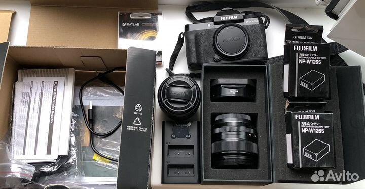 Фотоаппарат Fujifilm X-T200 kit