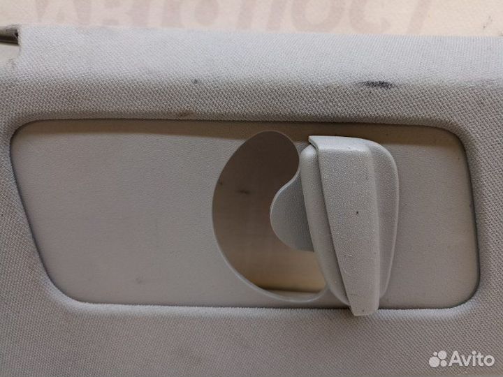 Обшивка стойки задняя левая Volkswagen Touareg 7L