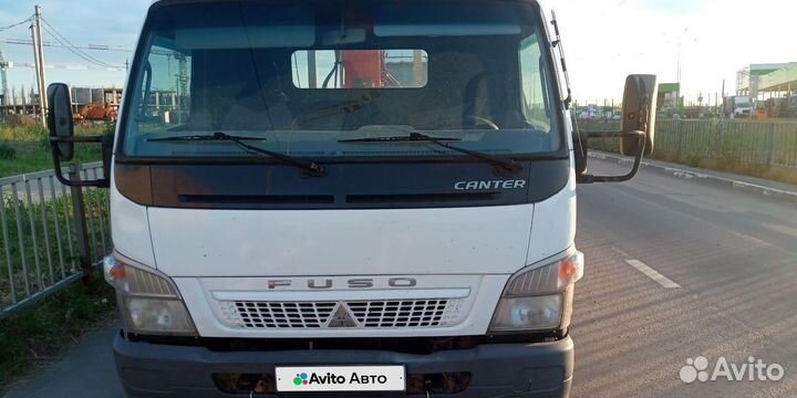 Mitsubishi Fuso Canter с КМУ, 2014