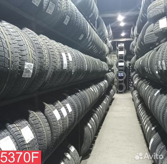 ONYX NY-W703 205/60 R16 90P