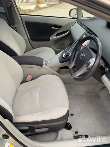 Toyota Prius 1.8 CVT, 2011, 90 000 км