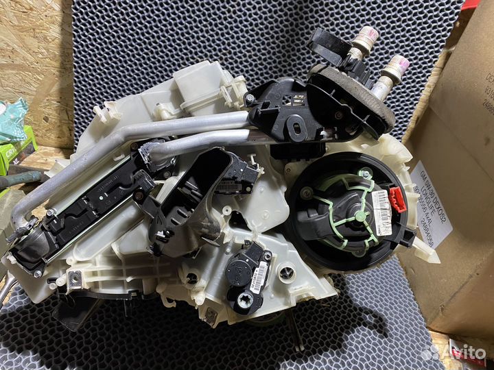 Печка в сборе peugeot 308