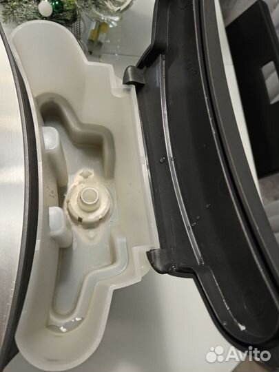 Кофемашина redmond RCM 1503