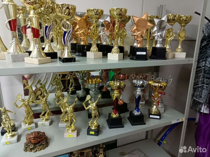 Кубки с индивидуальной грайвировкой