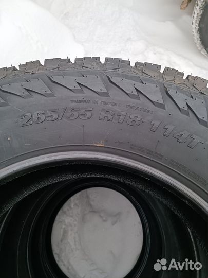 Kumho Road Venture AT52 265/65 R18 114T