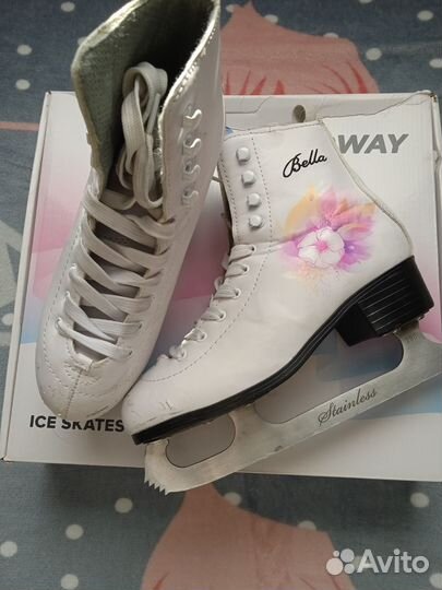 Коньки женские 38 размер