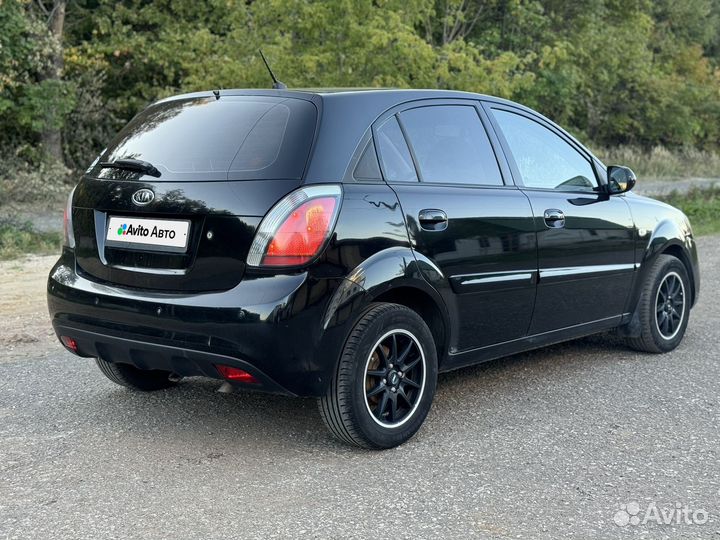 Kia Rio 1.4 AT, 2011, 190 000 км