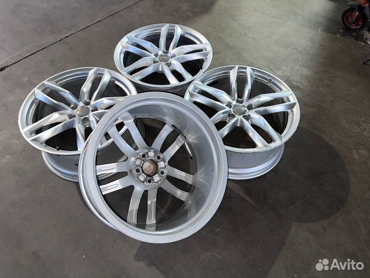 Комплект литых дисков R20x9 5x112