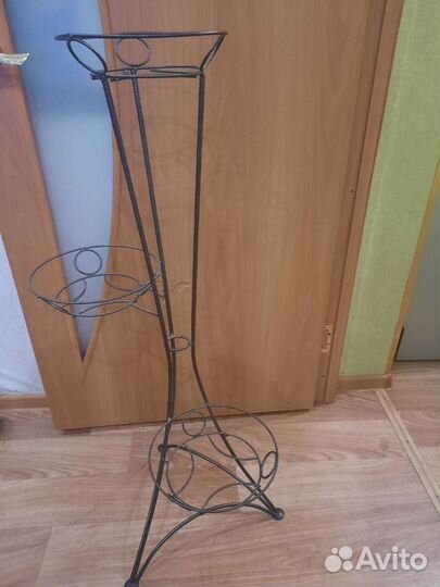 Подставка для цветов напольная