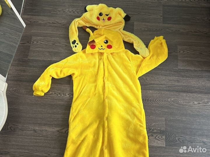 Продам теплый комтюм мультипликационного героя