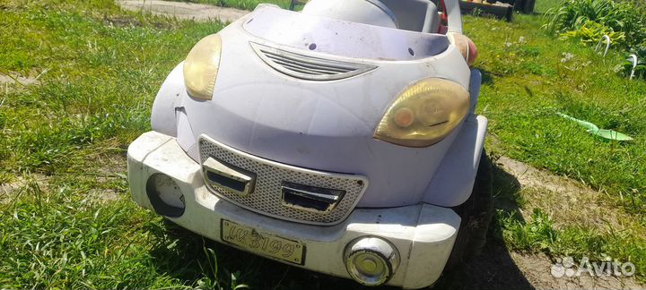 Детский автомобиль