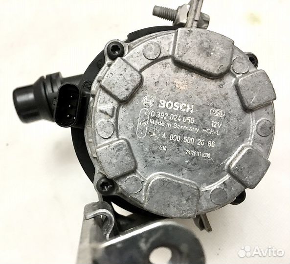 Дополнительный насос системы охлаждения Mercedes