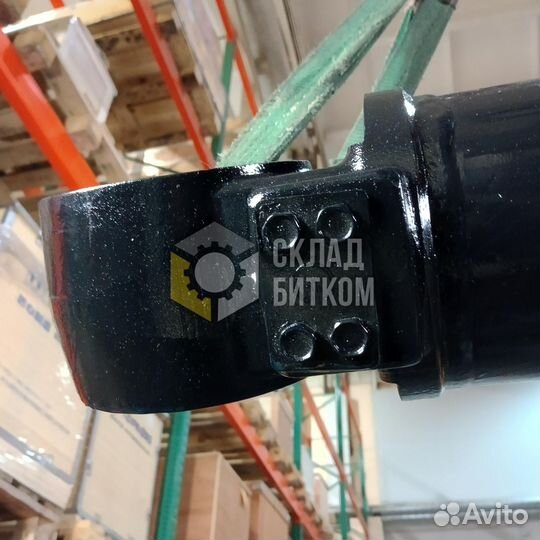Гидроцилиндр стрелы Caterpillar 329DL