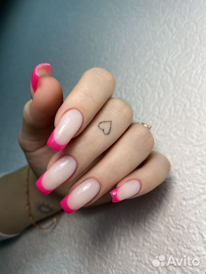 Маникюр с покрытием гель-лак