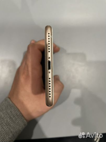 iPhone 8 Plus, 64 ГБ