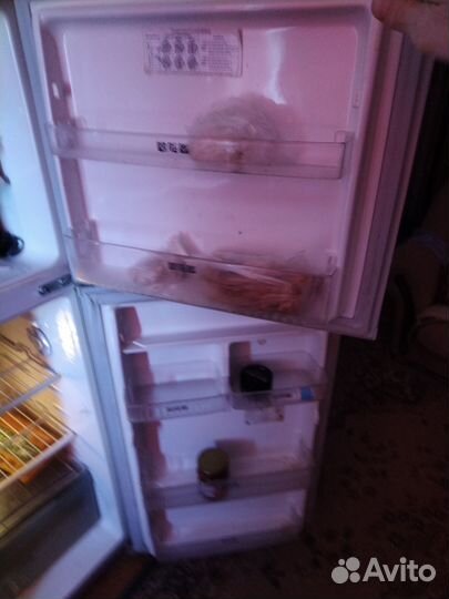 Продам холодильник samsung