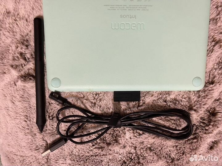 Графический планшет wacom intuos