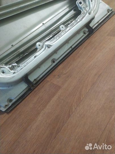 Дверь боковая передняя правая Volkswagen Passat