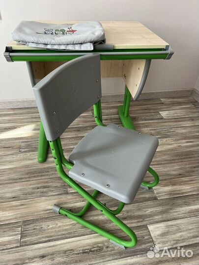 Ортопедический стол со стулом