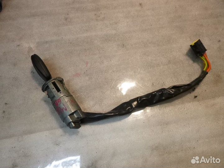 Замок зажигания nissan almera almera (G15) 2013