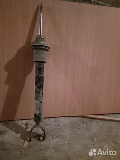 Амортизатор мерседес 211,219 кузов