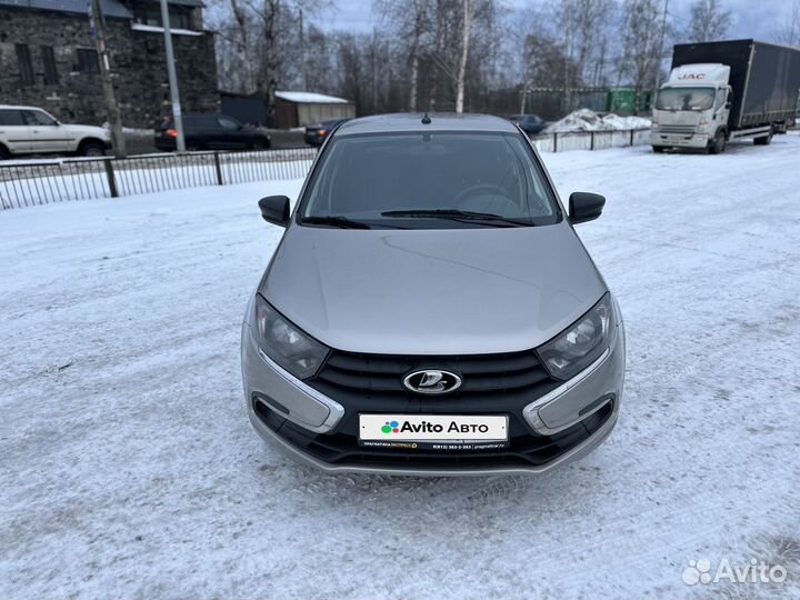 LADA Granta 1.6 МТ, 2019, 121 000 км