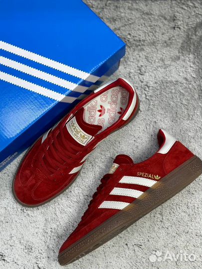 Кроссовки adidas spezial