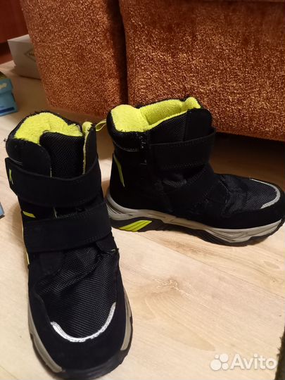 Ботинки зимние для мальчиков 33р
