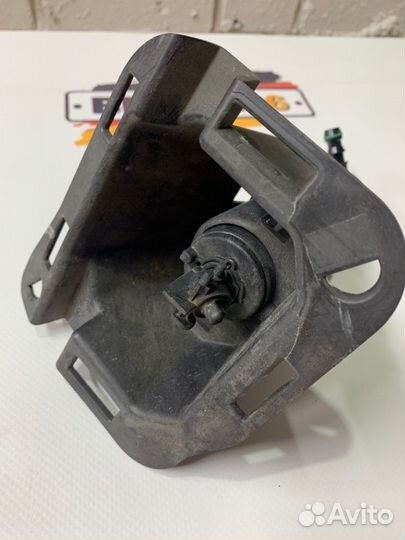 Форсунка омывателя фар левая Bmw X5 E70 N55B30