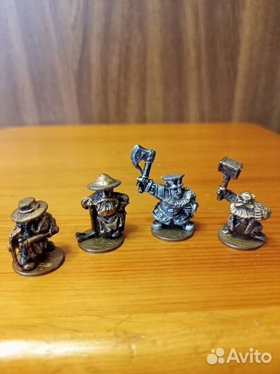 Фигурки гномов литьё