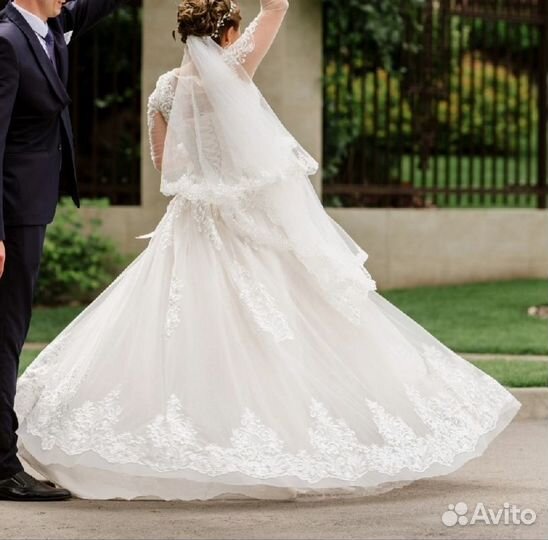 Свадебное платье