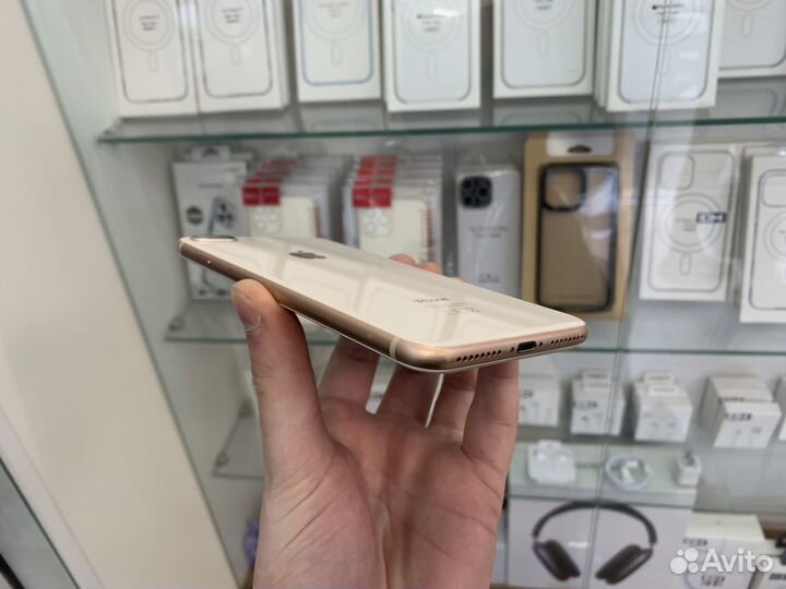 iPhone 8 Plus, 256 ГБ