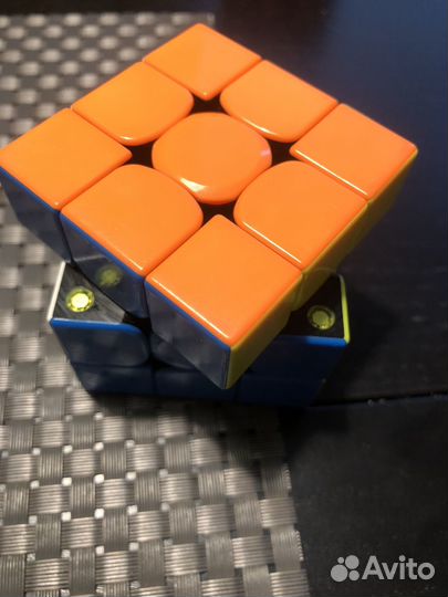 Кубик рубика gan