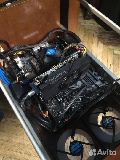 RTX 2060, Intel 10400, ASrock x490, hyperx 16 GB D