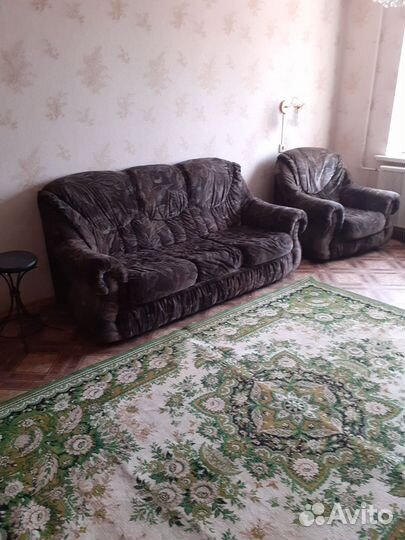 Диван и кресло