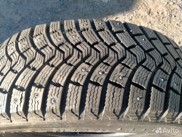 Michelin X-Ice North XIN2 215/65 R16 102T