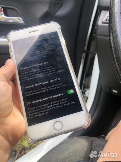 Телефон iPhone 8 plus 256гб белый без царапин