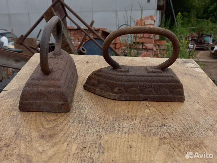 Старинные утюги