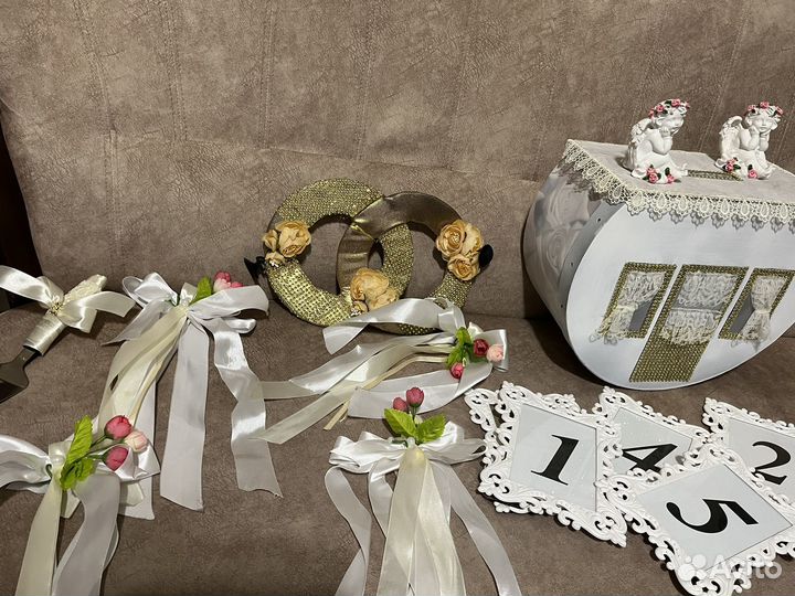 Украшение машины на свадьбу, кольца, ленты