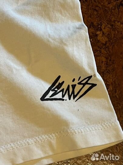 Футболка levis