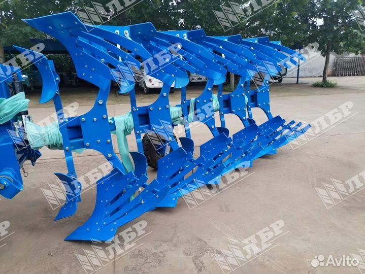 Плуг Yucheng ПНО 4-30, 2023