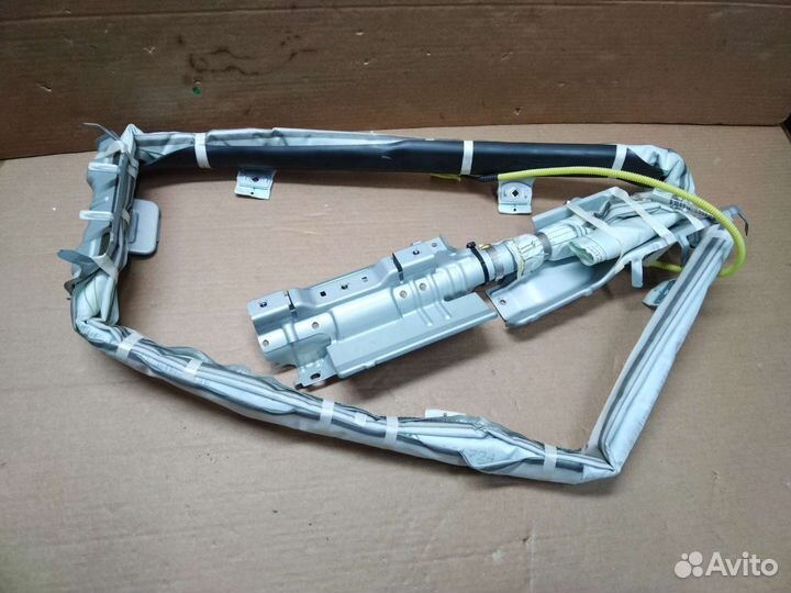 Шторка левая Toyota Prado 150