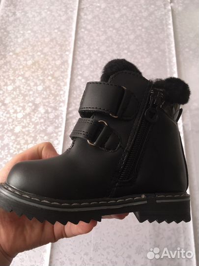 Ботинки детские 22 размер