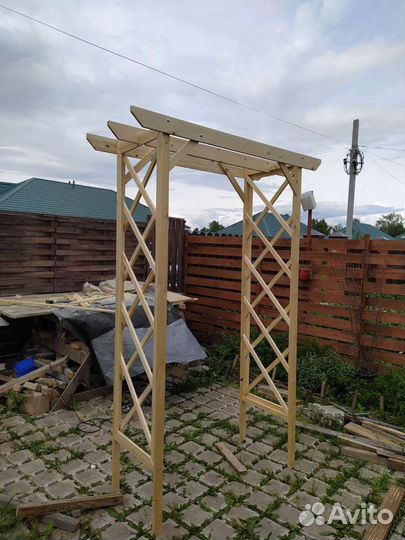 Арка садовая