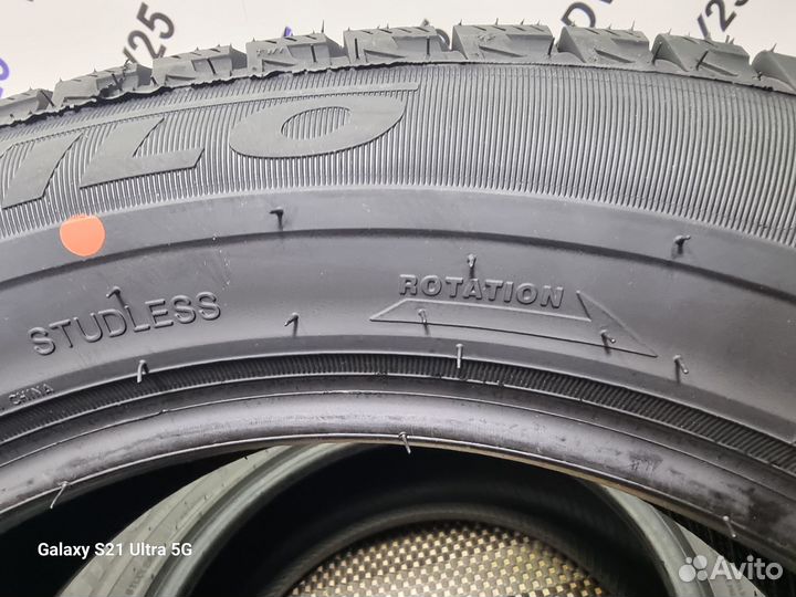 Hilo Arctic S-8 205/60 R16 92H