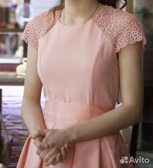 Платье 42-44 размер