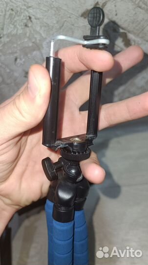 Штативы для телефона б/у