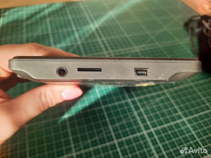 Навигатор Navitel E700